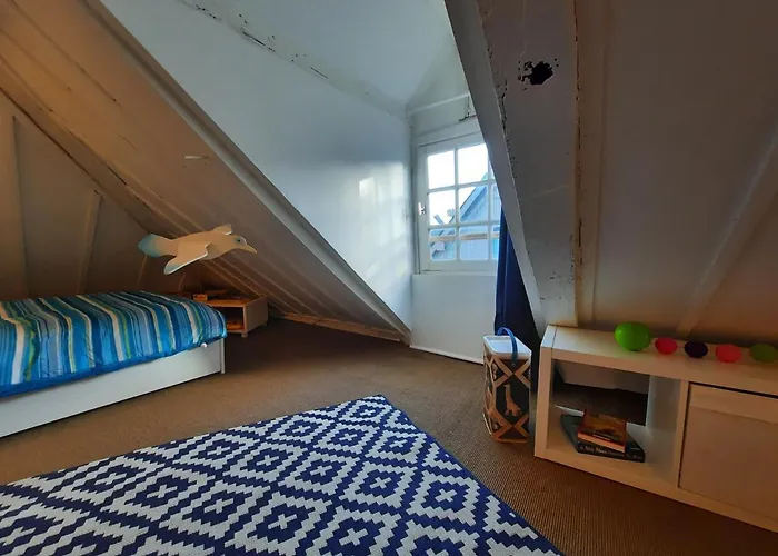 Maison Centre Historique - Bain A Remous, Sauna, Cour Exterieure Privative - Peut Se Faire A Pied A 3min Du Vieux Port, 10min De La Plage, 3min D'un Parking Gratuit, Restaurants, Boutiques, Muses, Etc *