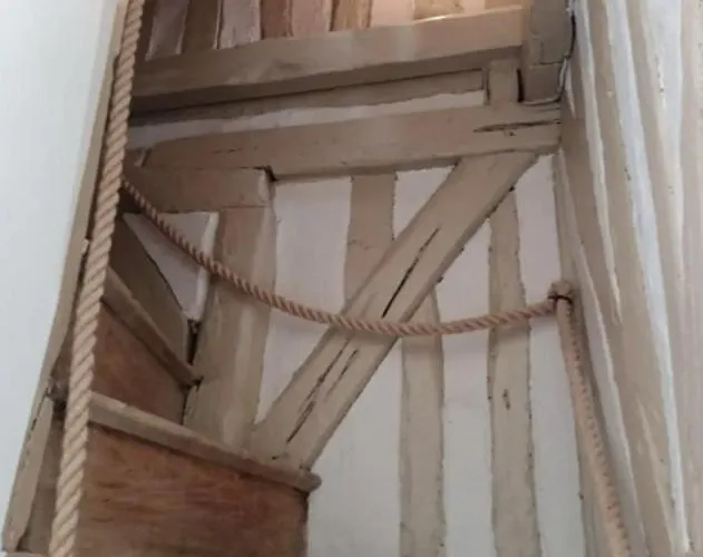 بيت للعطل Maison Centre Historique - Bain A Remous, Sauna, Cour Exterieure Privative - Peut Se Faire A Pied A 3min Du Vieux Port, 10min De La Plage, 3min D'un Parking Gratuit, Restaurants, Boutiques, Muses, Etc أونفلور